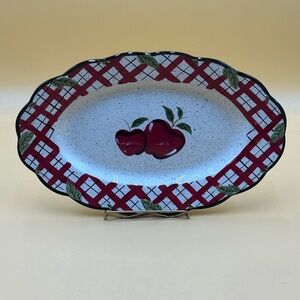 Young’s heartfelt kitchen creations apple platter